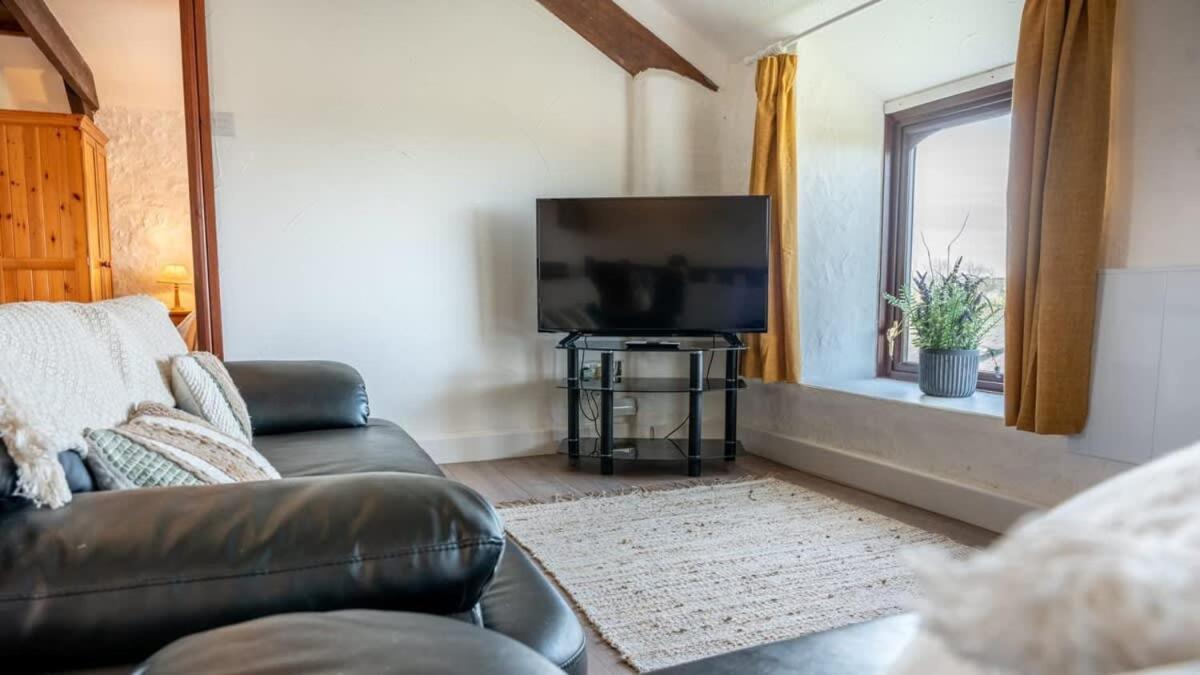 Lovely 3 Bedroom Holiday Cottage Nr Bude Exterior foto